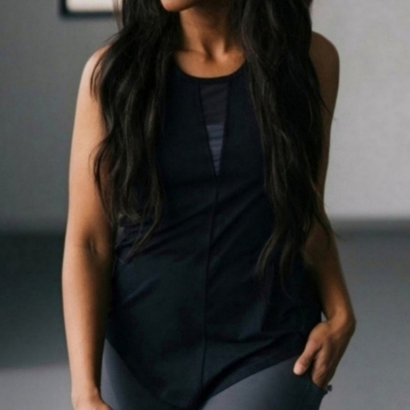 Zyia Active Effortless Black Mesh Racerback Tank Top - Picture 2 of 9